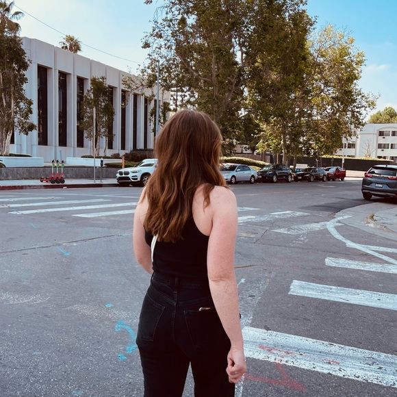 Meet your Posher, Erin - Picture 3 of 3